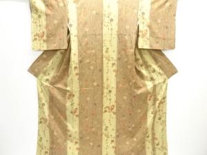 花に蝶模様小紋着物